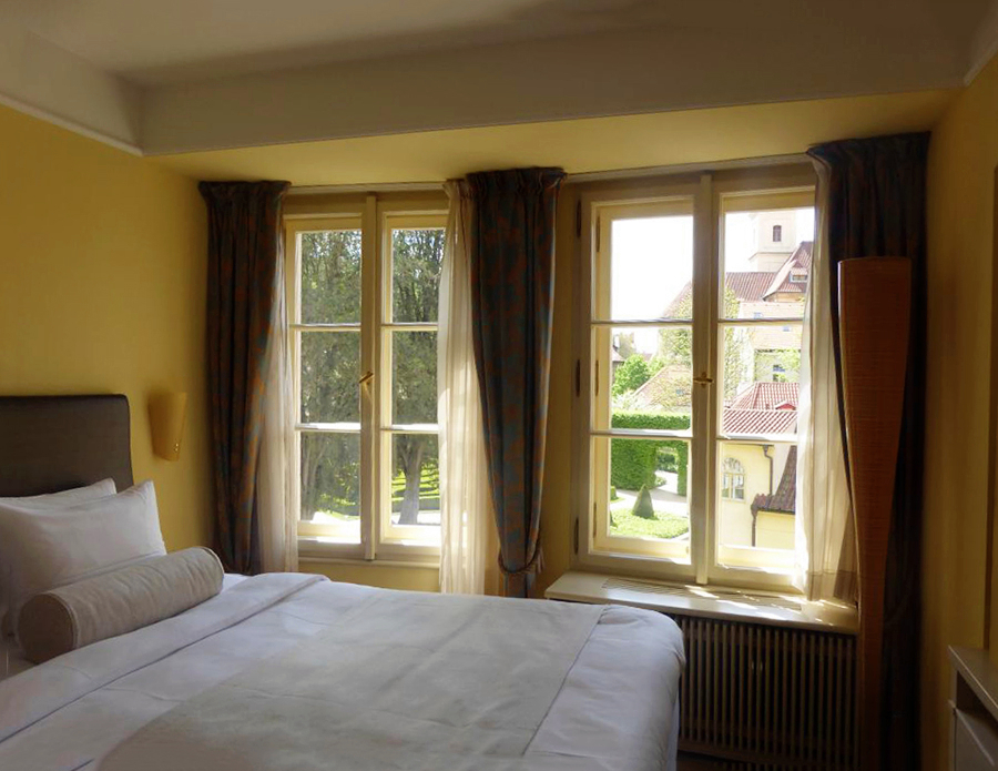 ../Images/HUANG,HSING-KUO.Czech Republic.Aria Hotel Prague (7).jpg